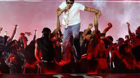 Bad Bunny will divide America when he takes the stage at the Superbowl today. 

Half of us will cheer.

Half will rage.

Why?

Because MAGA is trying to stop culture and time. That means no matter who wins tonight - that evil ideology loses.

sacbee.com/opinion/op-ed/…