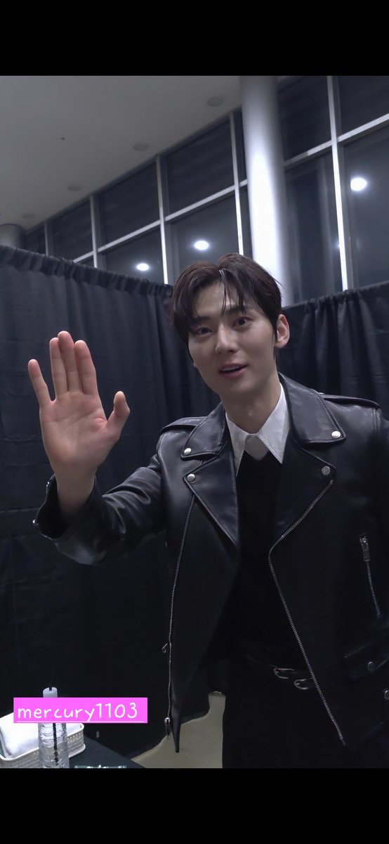 이제야 집와서 씻은거 실화...
짐정리는 아침에 일어나서 해야지...
차가일도 안다니는새벽 도착해서 하터사진 우선 올려보고 자러가봅니다~~~~