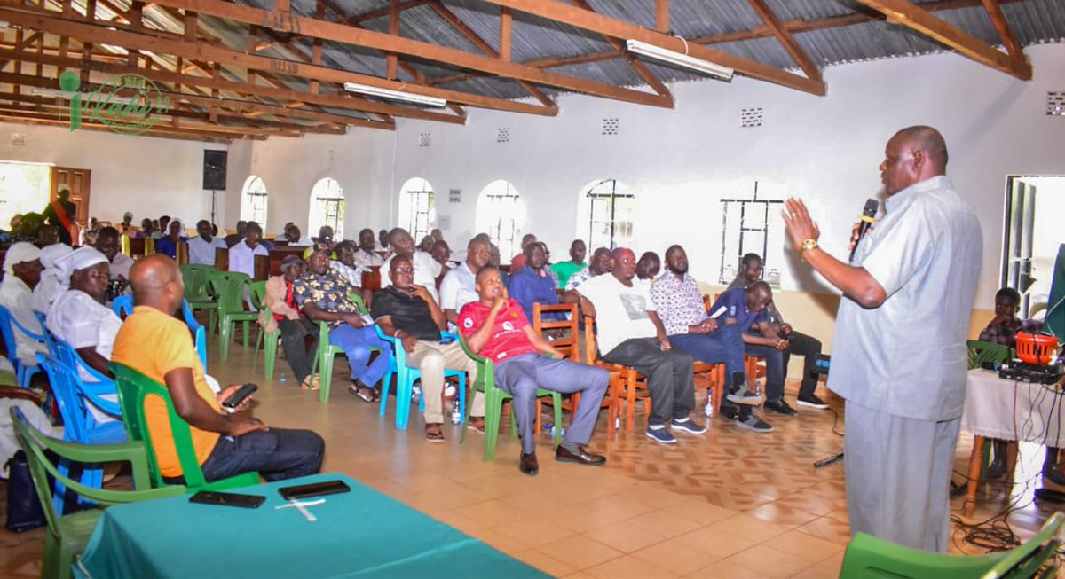 Aimed at mobilizing funds for construction of hostels, the event led to a total of Kshs 300,000 being raised.

Thank you Luanda people for the warm reception and great time we spent together.

#TheNewWayForward