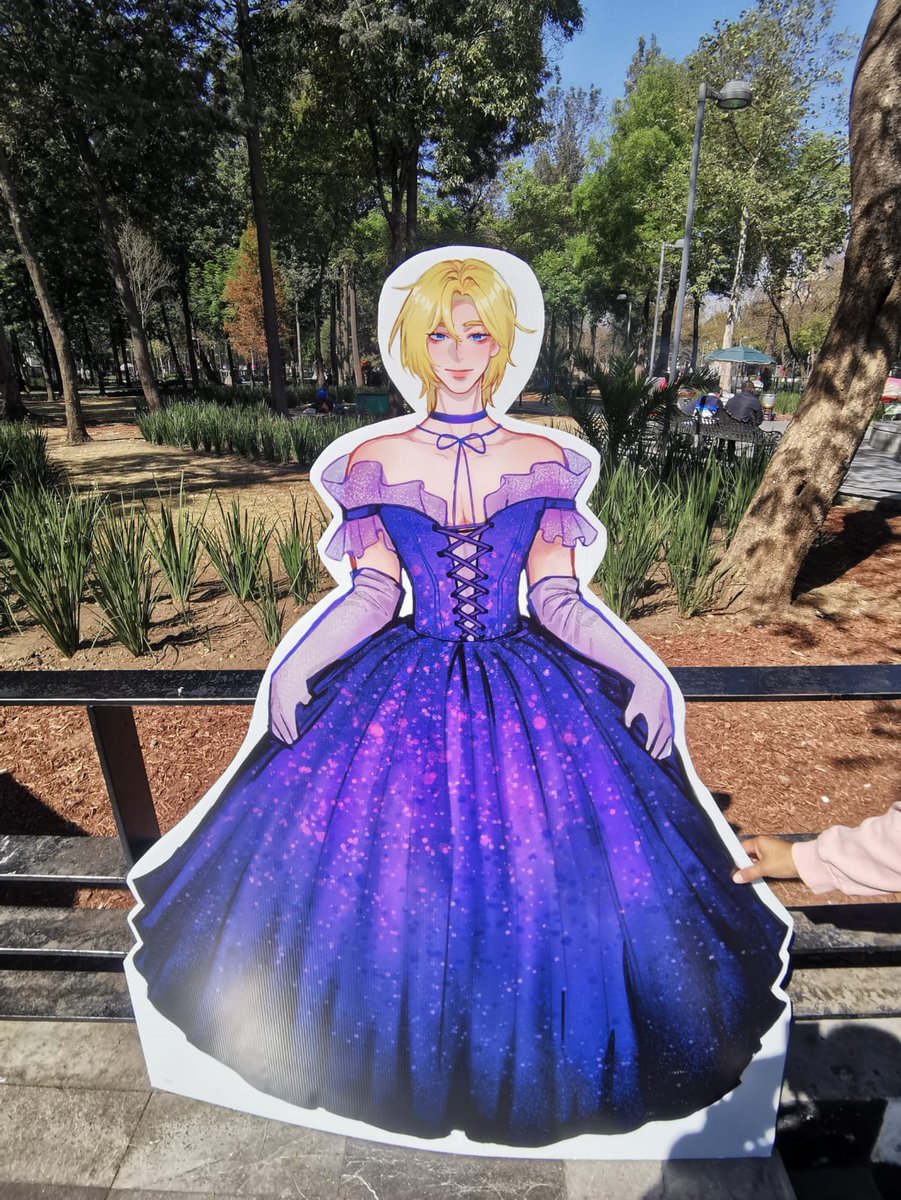 🎭 | HUMOR | 02.08.26
¿Adivinen quien se fue a hacer su sesion de fotos a Bellas Artes? 💜👑
Diva como debe de ser ✨️
¿De casualidad lo viste?
¡Los XV de la princesa de Asterum estan a una semana! 
Mándanos DM si aún no tienes tu kit 💌
#PLAVE 
 #PLLI 
#PlaveMexico #XV_Noah