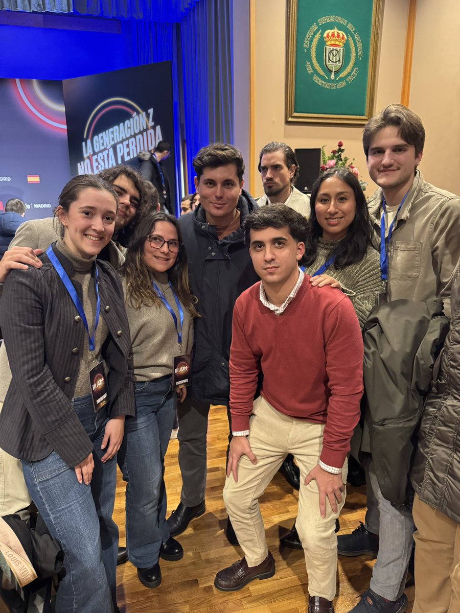 Getafe asiste este fin de semana a la III
Academia de la Juventud Madrileña de
<a href="/nnggmadrid/">Nuevas Generaciones de Madrid</a> 🔥

Días de formación y preparación con ponentes de primera. 🔝

Enhorabuena a <a href="/Idancausa/">Ignacio Dancausa</a> y todo su equipo de <a href="/nnggmadrid/">Nuevas Generaciones de Madrid</a>, no paréis y sin límites a por más! 🚀