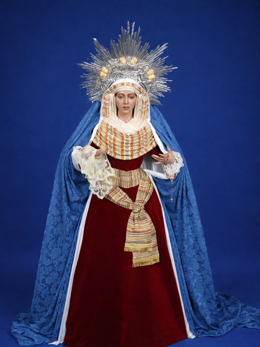 María Santísima de la Aurora se encuentra ya ataviada de hebrea, disponiéndose para la llegada del tiempo de Cuaresma.
#CofradíasMLG