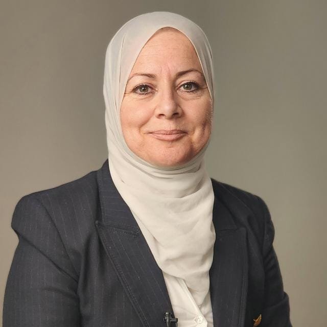 mmagadli's tweet image. מועמדת ערבייה ראשונה: הפעילה הפוליטית-חברתית סומיה בשיר הכריזה על התמודדות בפריימריז של מפלגת הדמוקרטים. "אפעל למען שותפות ערבית-יהודית אמיתית, כי לכלל החברה הישראלית מגיע עתיד טוב יותר", מסרה בשיר