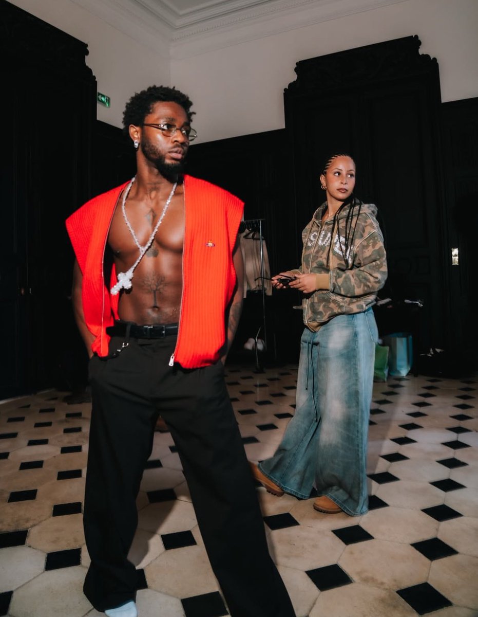 THE DEBUT HUB tweet media