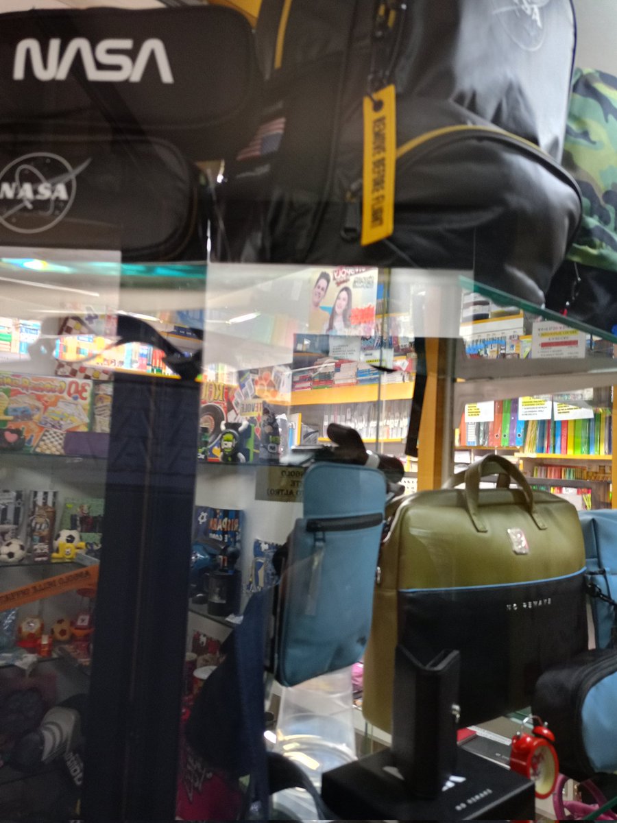 VINCENZO BOVE Cartolibraio (@vcartolibraio) on Twitter photo 