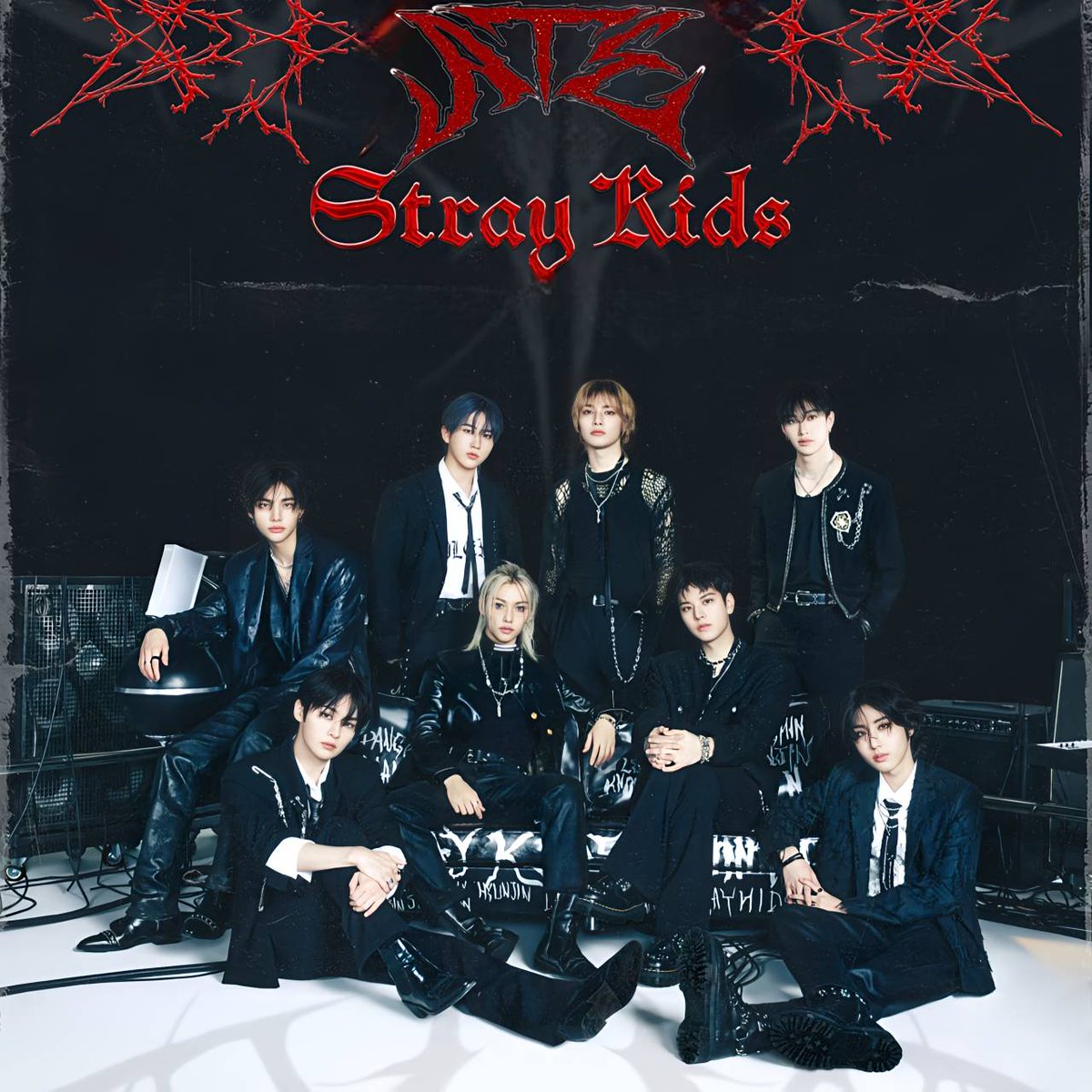 WORLDMUSICAWARD's tweet photo. #StrayKids' concert film ‘The dominATE Experience’, an epic concert film from Stray Kids' sold-out SoFi Stadium performances, tops the Global Box Office with $19.1 million!💪🕺🏻🕺🏻🕺🏻🕺🏻🕺🏻🕺🕺🏻🕺🏻🏟️ 🎞️💥🥇 🌎🎟️🎬🎫👑🖤❤️‍🔥

#The_dominATE_Experience 
#YouMakeStrayKidsStay 
#스트레이키즈 #dominATE