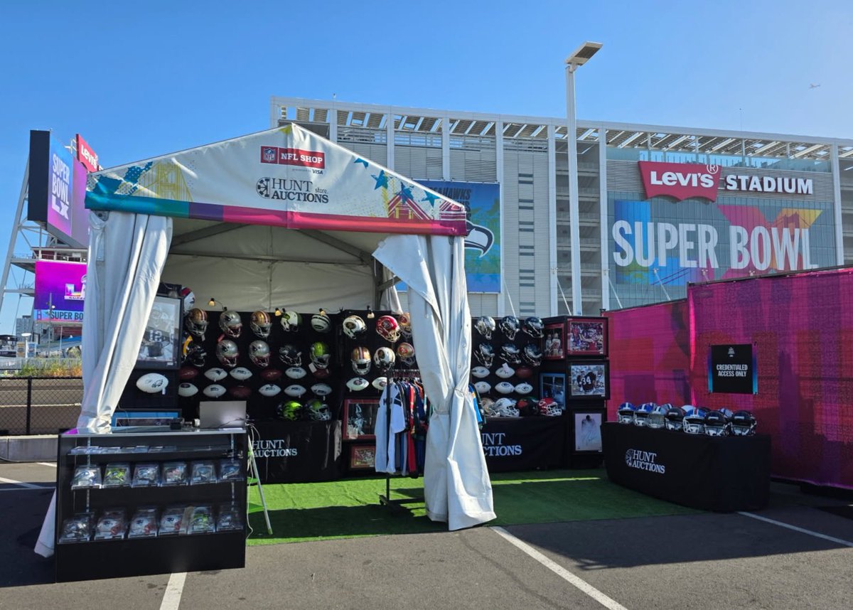 Hunt Auctions tweet media