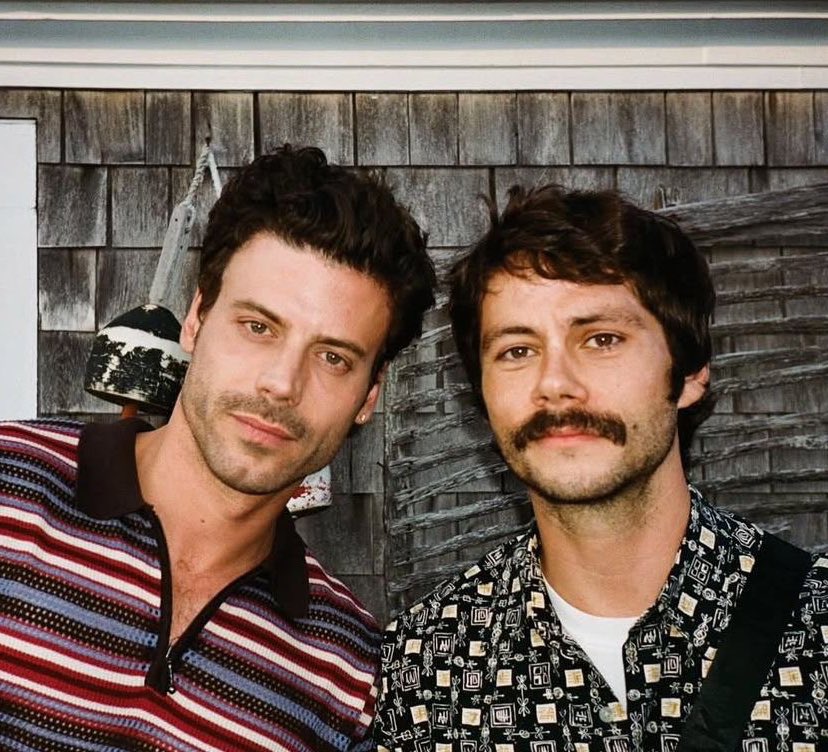 two bad bitches at the same damn time