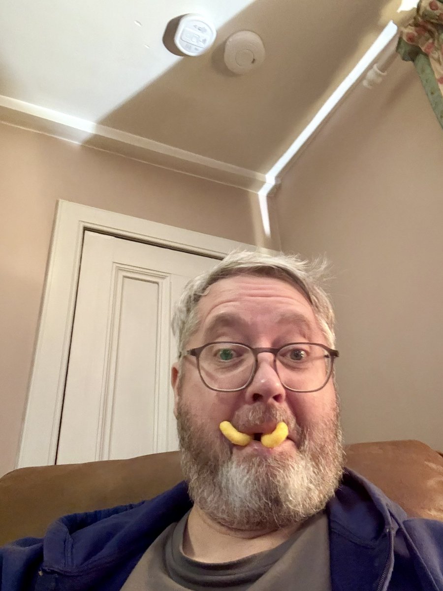 CGBUSWELL's tweet photo. I’m the new #GruffaloGrandad
#Gruffalo #GruffaloGranny #grandad #grandadlove https://t.co/sNW5HO4Gco