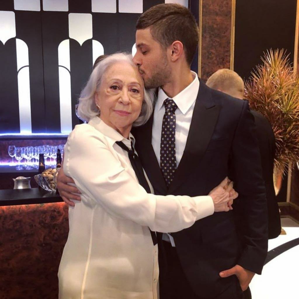 suedefiles's tweet photo. ✨Chay Suede e Fernanda Montenegro 2018x2026 https://t.co/dK6xP1YeGX