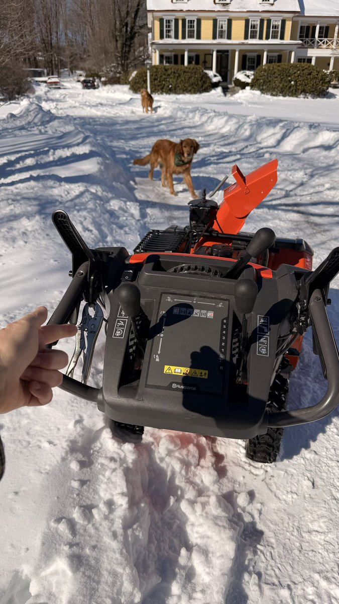 ▼ Kiel James Patrick tweet media