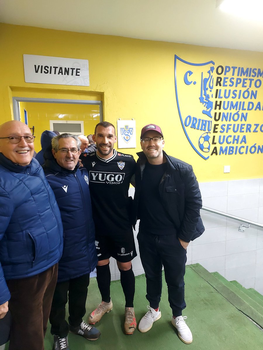 Muy buen empate de oficio hoy del <a href="/YugoUDS/">Yugo UD Socuéllamos</a> en Orihuela. Partidazo como siempre de <a href="/CarlosChengue/">Carlos García</a>, eterno capitán! Buen viaje de vuelta a toda la expedición. #HalaUnión