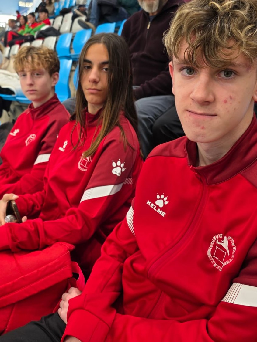 🏃‍♂️ #atletismo El #atletismosanroque participa con tres #Atletas en el IX Control de #shortrack de la <a href="/atletismoFAA/">Federación Andaluza de Atletismo</a> en #Antequera #SanRoque

deportescg.es/2026/02/08/el-…