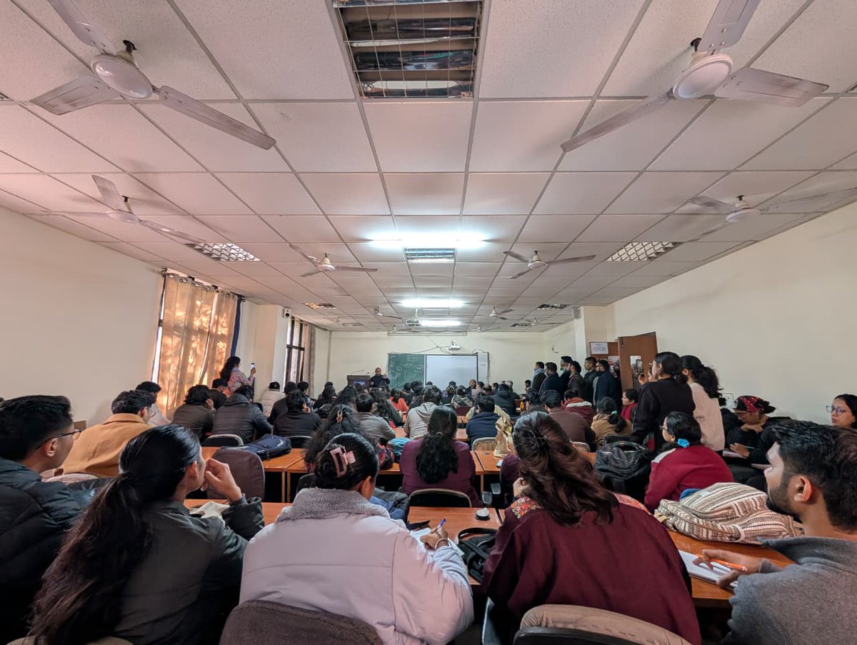 Prof. VIVEK KUMAR ( A World ranking Sociologist ) tweet media