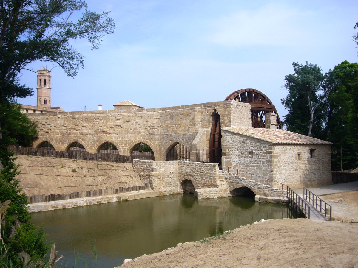 Real Monasterio de Rueda tweet media