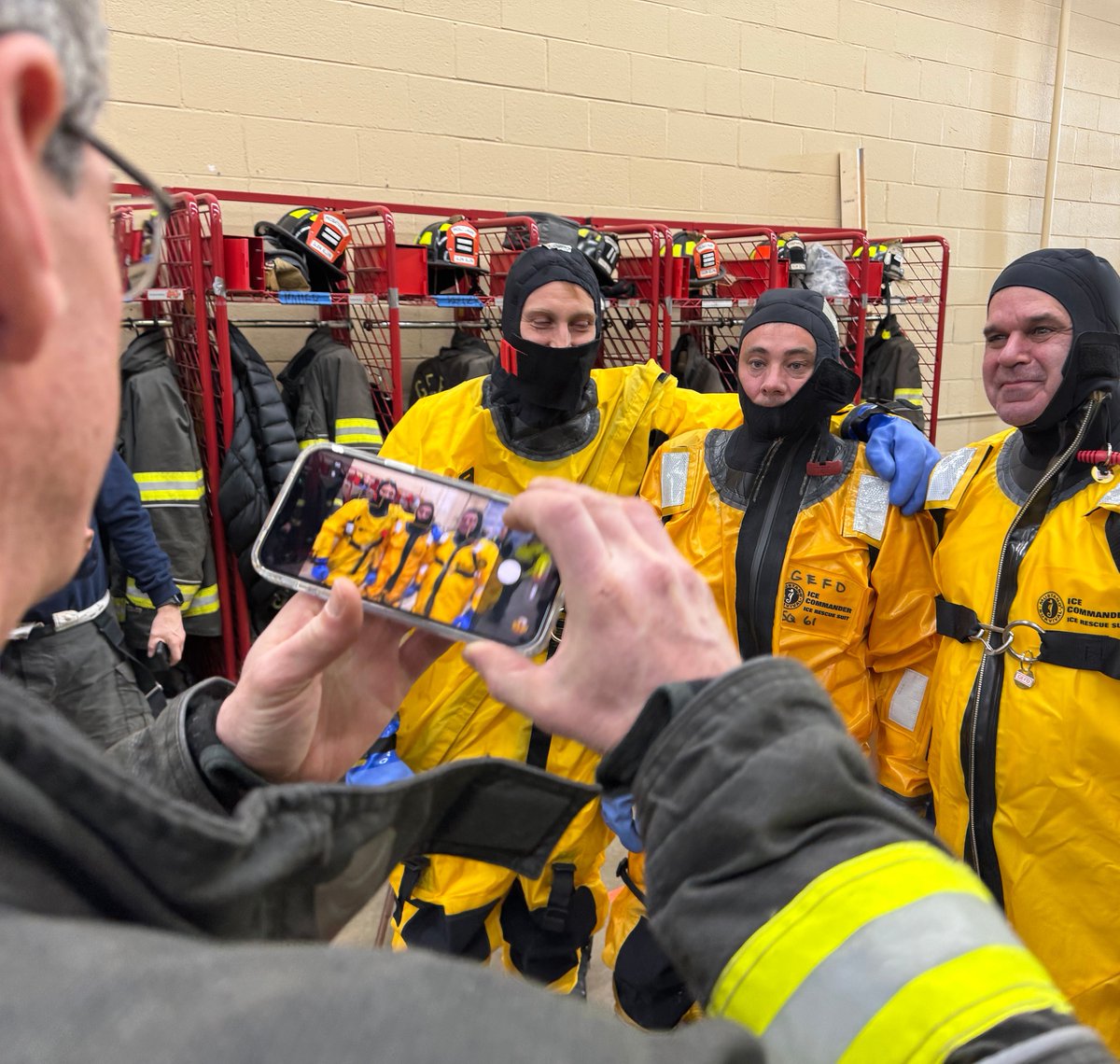 Glen Ellyn Volunteer Fire Company tweet media