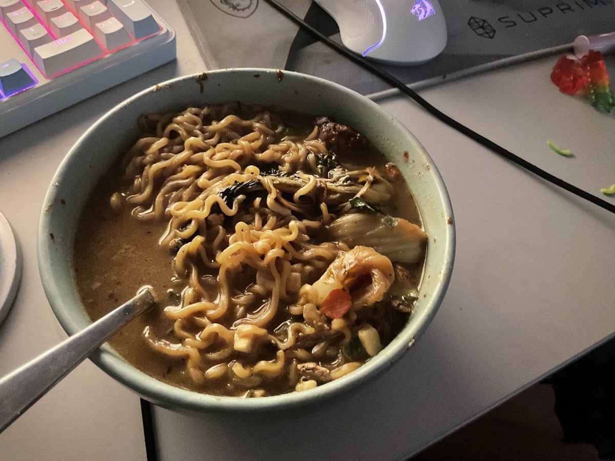 black cat 🐈‍⬛ tweet media