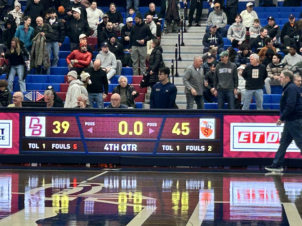bcarrnjsports1's tweet photo. 🏀Jambo 🏀
Tenafly Tigers with comeback “W”

Tigers top Don Bosco 45-39

High Scorers
Baldini 15pts
Adin Goldschneider 10pts 

DB Skoric 10 pts

Tigers Meet St Mary’s in semifinals Saturday Feb 15

@NJScom @Chattermeister https://t.co/b3CgAivmtb