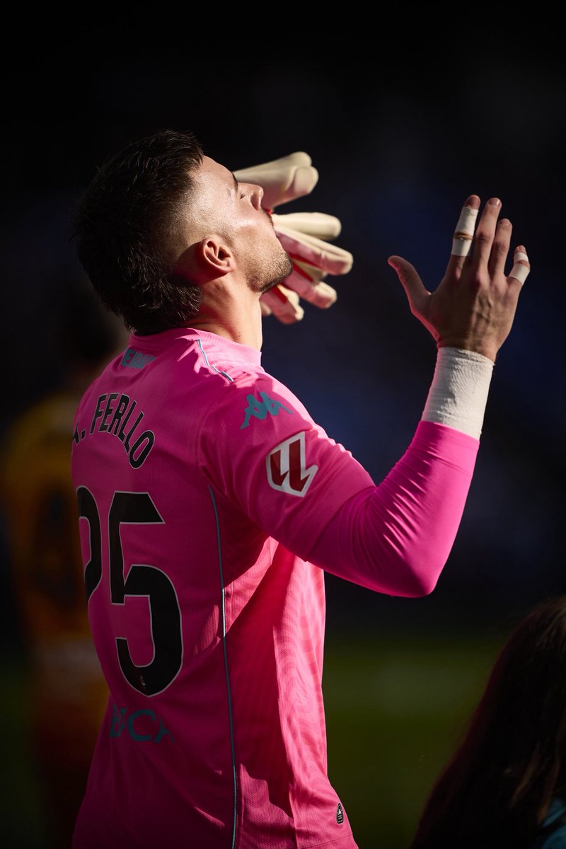 alvaroferllo tweet media