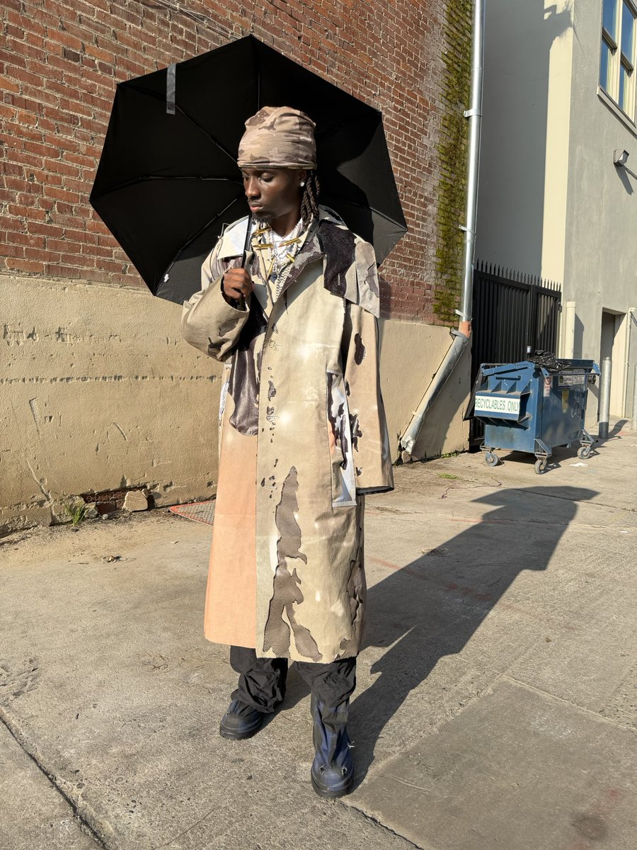 2flushh's tweet image. IVE SWAGUATED CLASS OF 26’