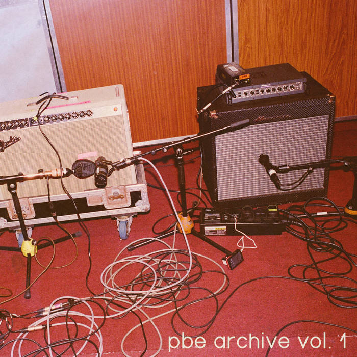 Dilluns 9, des de radiostarterrassa.com, de 17 a 19 hores,  edició 665 DE LONGITUD D'ONA. Grans novetats més l'Àlbum de la Setmana per al trio anglès PALE BLUE EYES i el seu disc on recuperen temes anteriors descartades, fent un gran disc. La música no se l'emporta el vent!