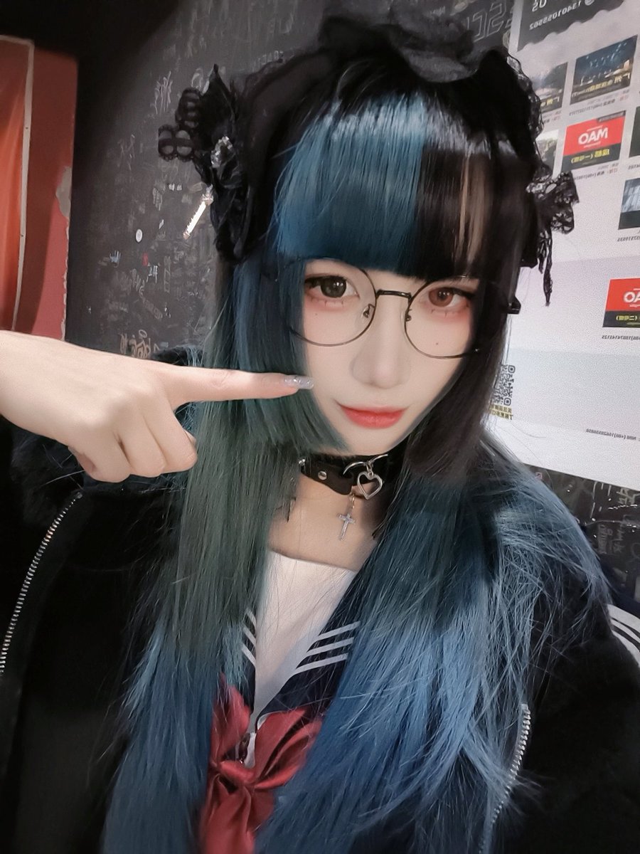 这两天终于感受到了现场设备的重要性——设备好一点唱得太爽啦！