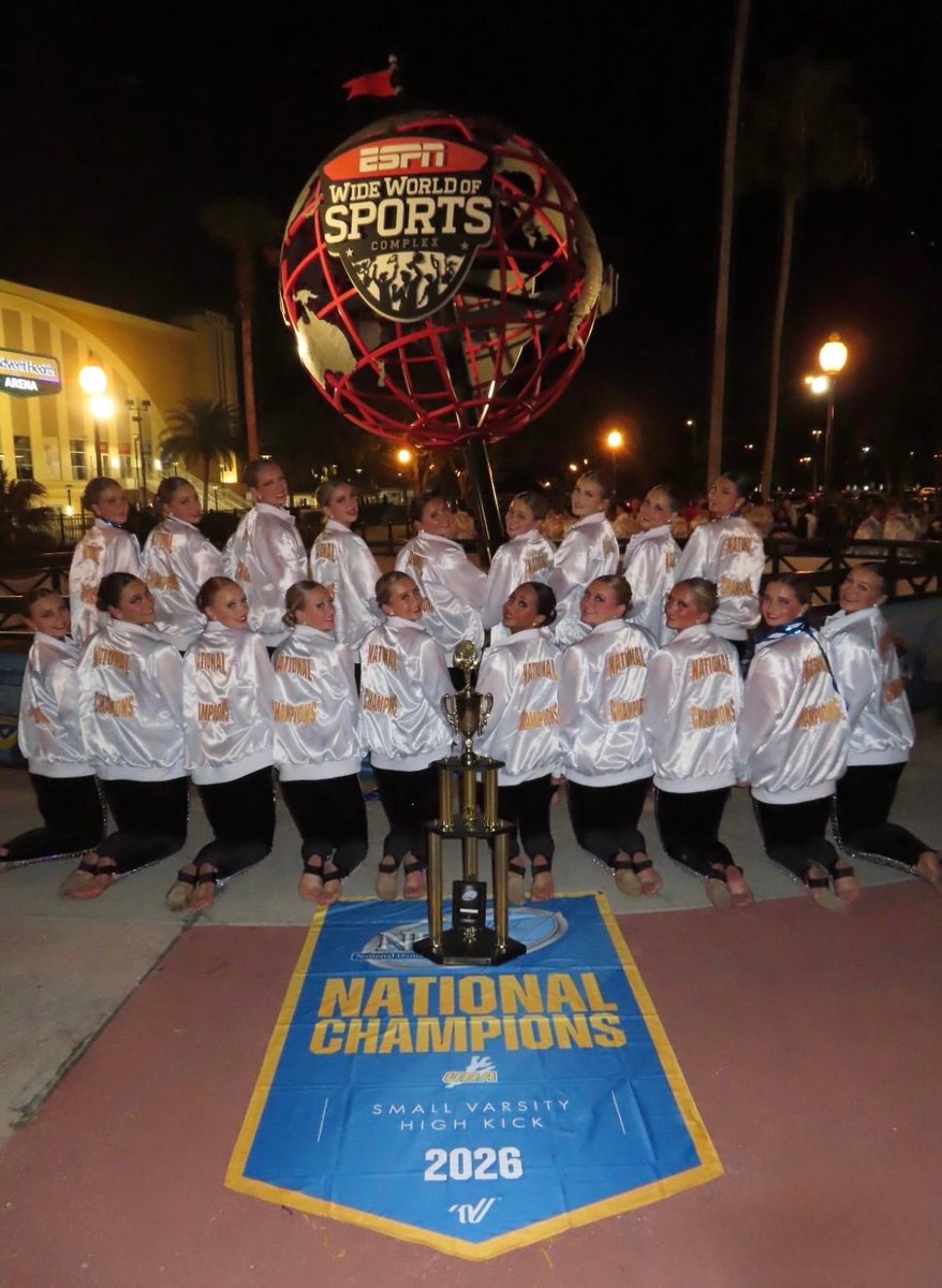 lswathletics's tweet photo. The Emeralds are Back-to-Back National Champs. Great job and way to represent!! https://t.co/x6TmXW6Ebi