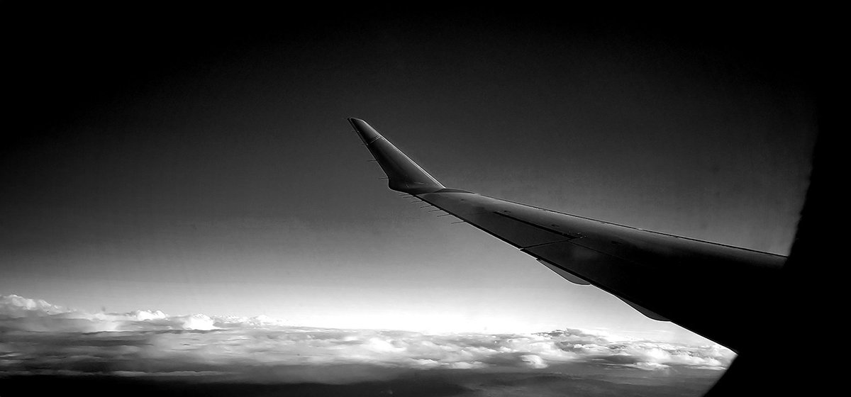 #avgeek #planespotting #spotter #Monochrome #bnw #monochromephoto #blackandwhite #blackandwhitephotography #blackandwhitephoto #CRJ1000 <a href="/AirNostrumLAM/">AIR NOSTRUM L.A.M.</a>