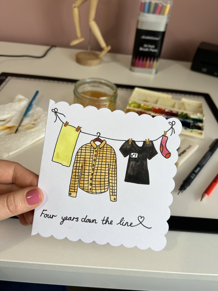 DaniLemonjuice's tweet photo. I’ve had a rather crafty afternoon. 🙃🎨🖌️ https://t.co/e8nyYOpzSk