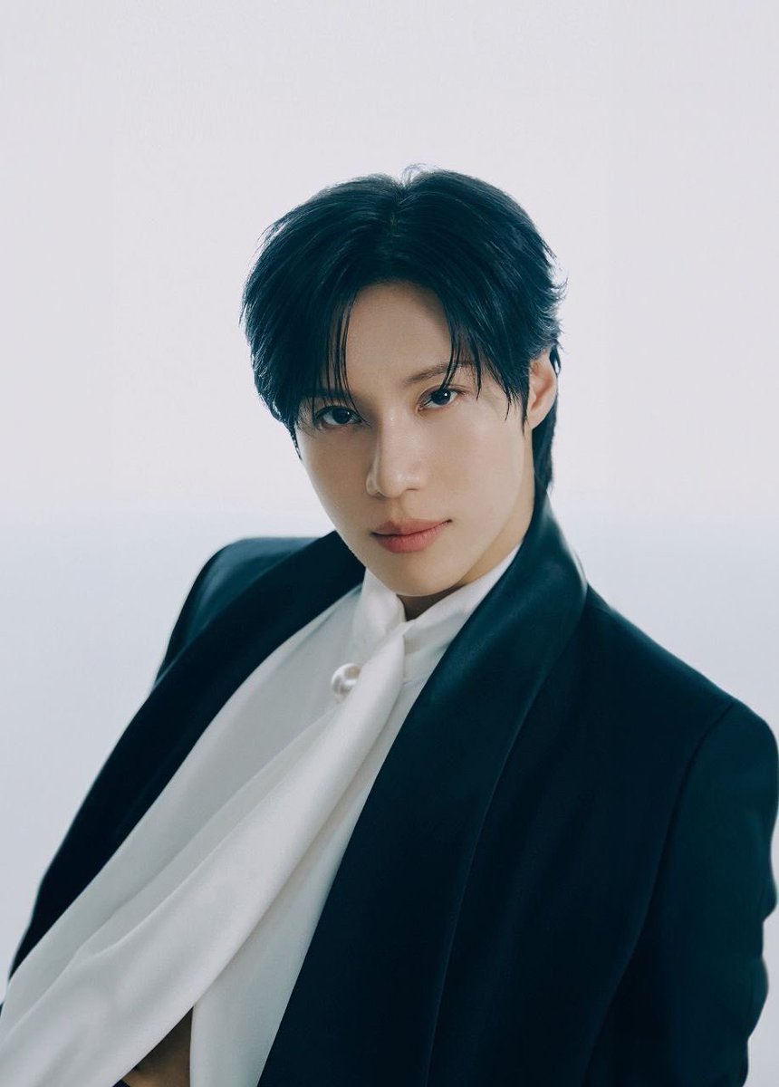 xoalsox_base's tweet photo. #TAEMIN will not show up at tonight’s Super Bowl. https://t.co/Qq8PKwJgfv