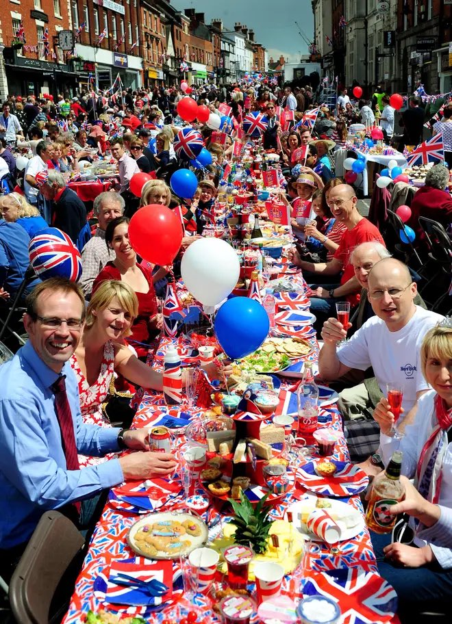 When Keir Starmer resigns, the British people across the country will be celebrating with street parties.