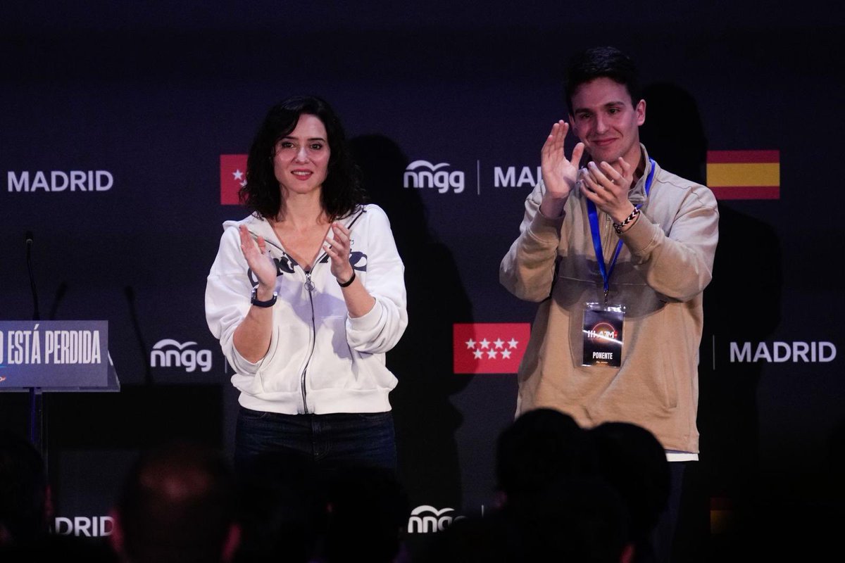 IdiazAyuso's tweet image. España tiene una juventud con ganas de salir a conquistar metas, a trabajar duro, a ser responsables y dueños de su futuro.

Fuera del PSOE state hay un gran mundo de posibilidades: es la libertad. 

Enhorabuena @nnggmadrid. #IIIAcademiaJuventudMadrileña