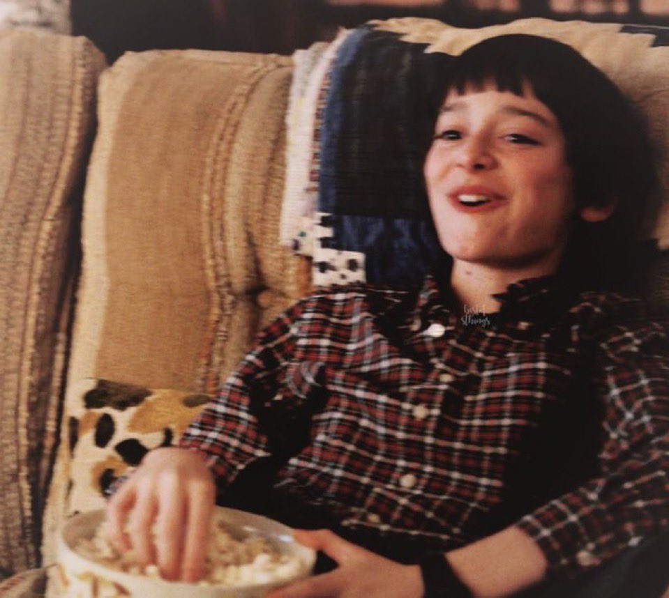 jsqqx_qqwkss's tweet image. reading #byler fun fiction knowing that’s illegal in my country