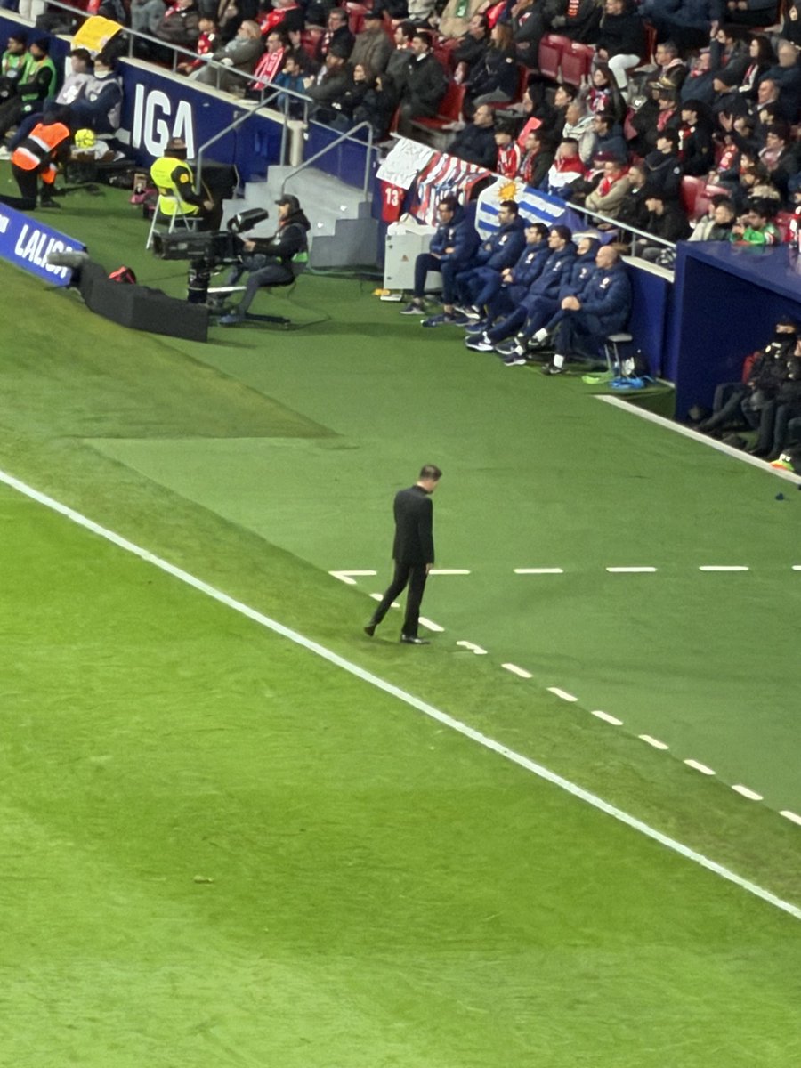 Puta rata de mierda, asqueroso su normal! La mayor escoria de la
Humanidad! Muerte al
Cholismo