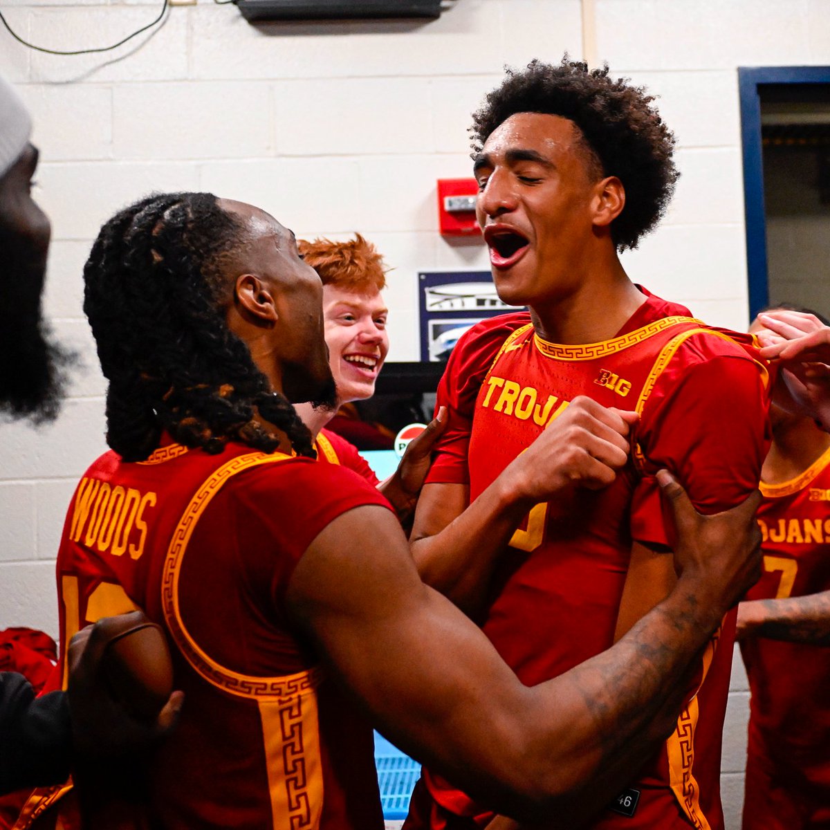 USC_Hoops's tweet image. THAT'S OUR FRESHMAN 🎉