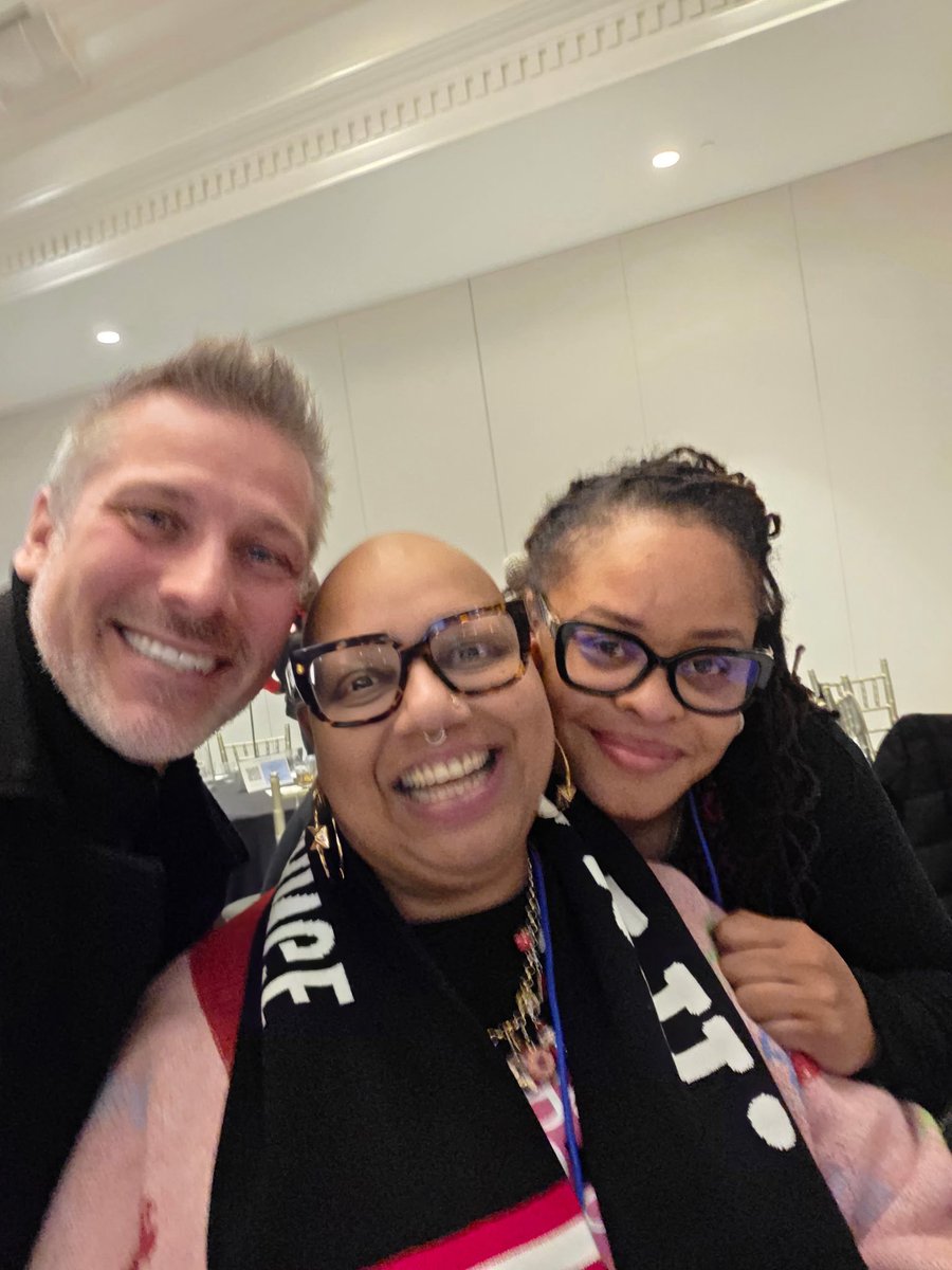 dpsuoecta's tweet photo. DPSU and friends working in #Harmony at the @harmonymovement Anti-Black Racism Conference this past week! #CelebrateDiversity #BuildCommunity #PromoteInclusion #ChallengeDiscrimination #CatholicTeachers https://t.co/HJWxOEVms6