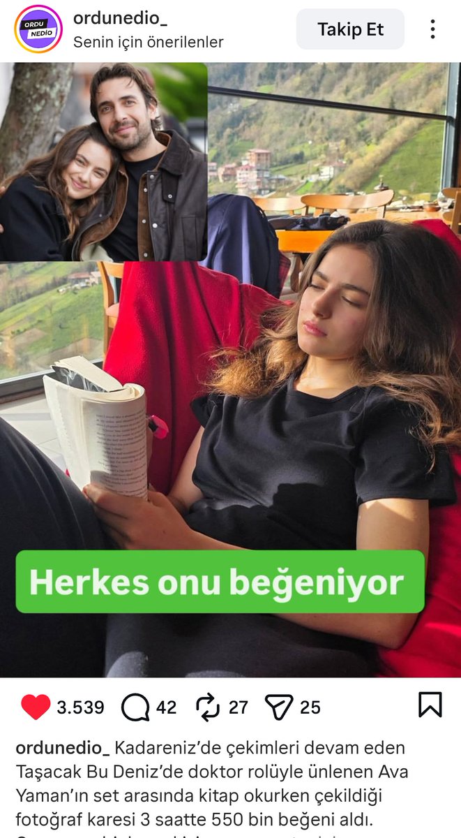 alikemaltrkz's tweet photo. Haber yapılırken bile manevi babamızla fotomuz koyuluyor 🤗😊 milleti Adil Eleni vs Ulaş Ava sevgisi 💚🙏🧿🧿
#ElDil #UlAva https://t.co/eLN6xPGcCF