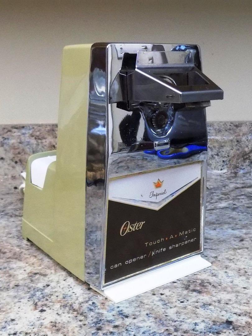owenbroadcast's tweet image. i feel a total disconnect with the past when i consider the ‘electric can opener’. these were real, and ubiquitous. why? even if you ate canned food every meal, this seems excessive. there was, apparently, a kind of glory in electrifying any process: i cannot imagine feeling this