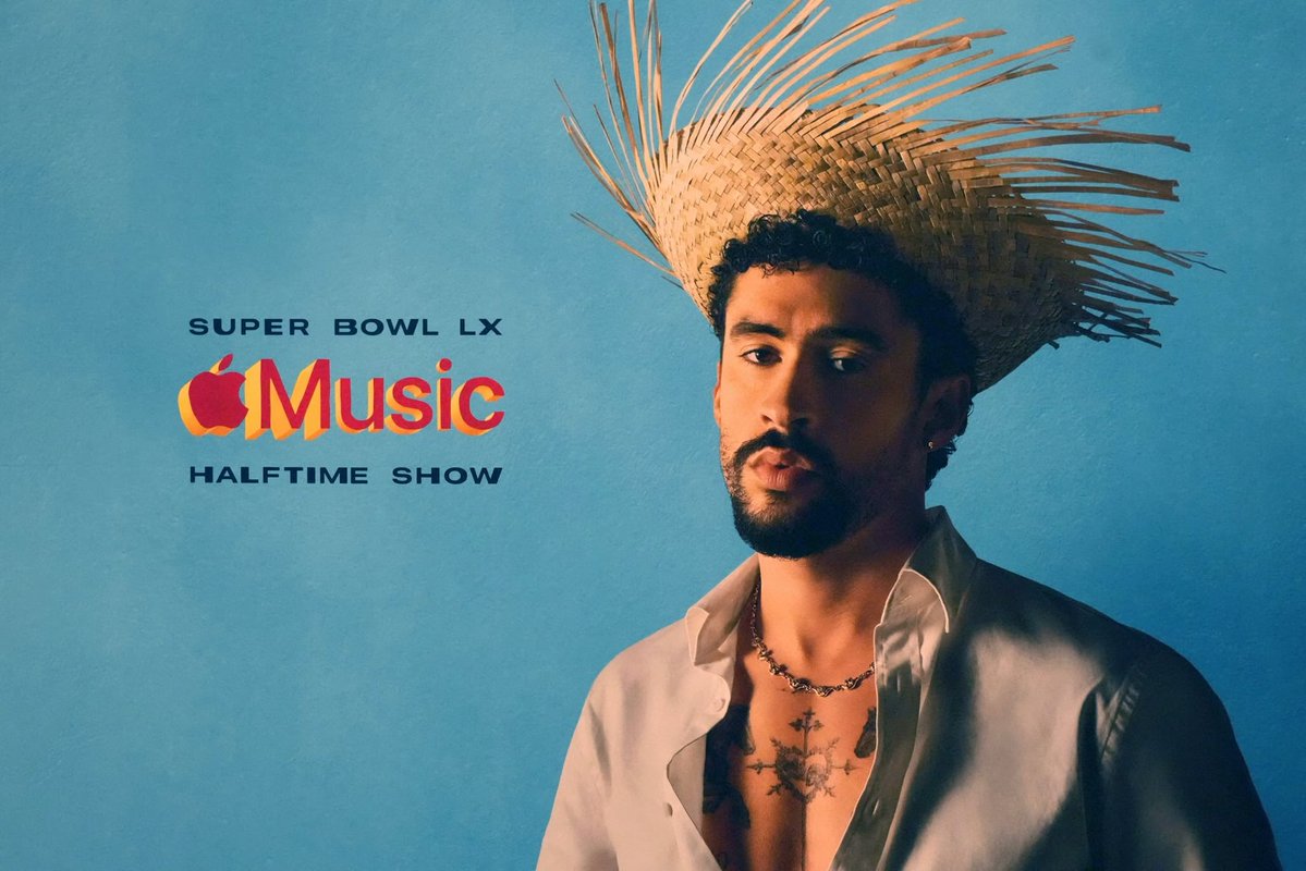 vaultofosama's tweet image. THE SUPER BOWL HALFTIME HAS JUST BEEN LEAKED 🚨

DO NOT CLICK IF YOU WANT SPOILERS

Tracklist:
DtMF
NUEVAYoL
*bad bunny gets kicked off stage, NFL looks for new performer*

OSAMASON GETS ON STAGE 🚨

New Tracklist:
Its A Party
Habits
Frontin
Get Away
Waffle House
Southside
Kills