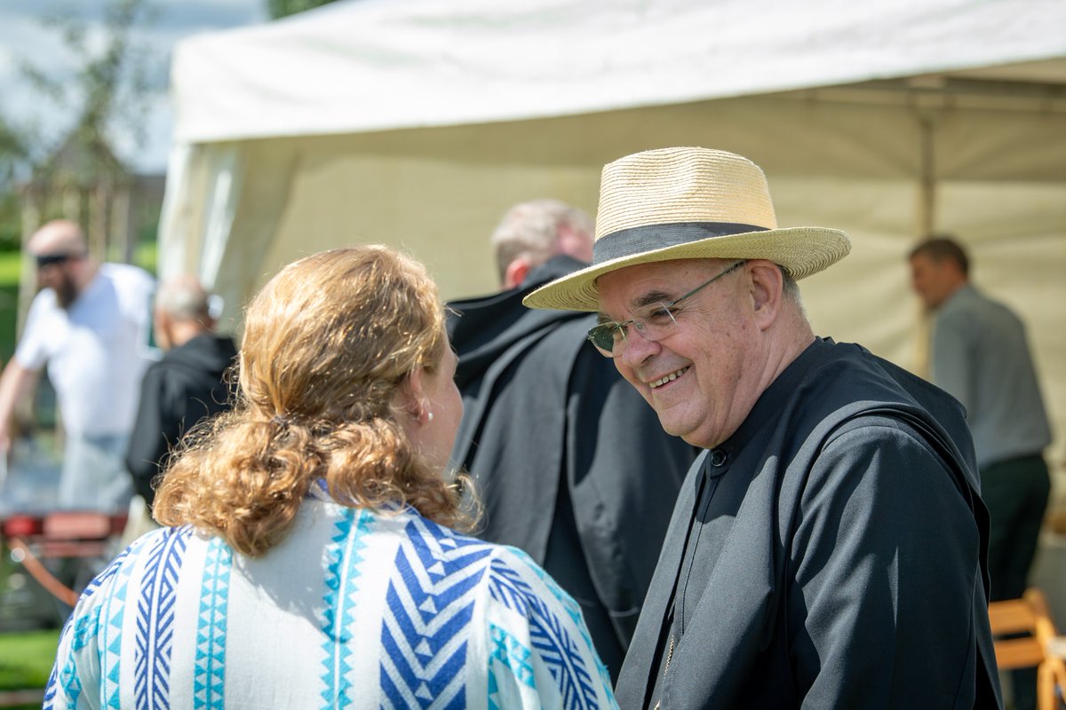 Ampleforth Abbey tweet media