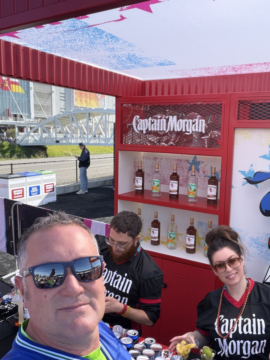 Captain Morgan at the Super Bowl #captainmorgan #gohawks