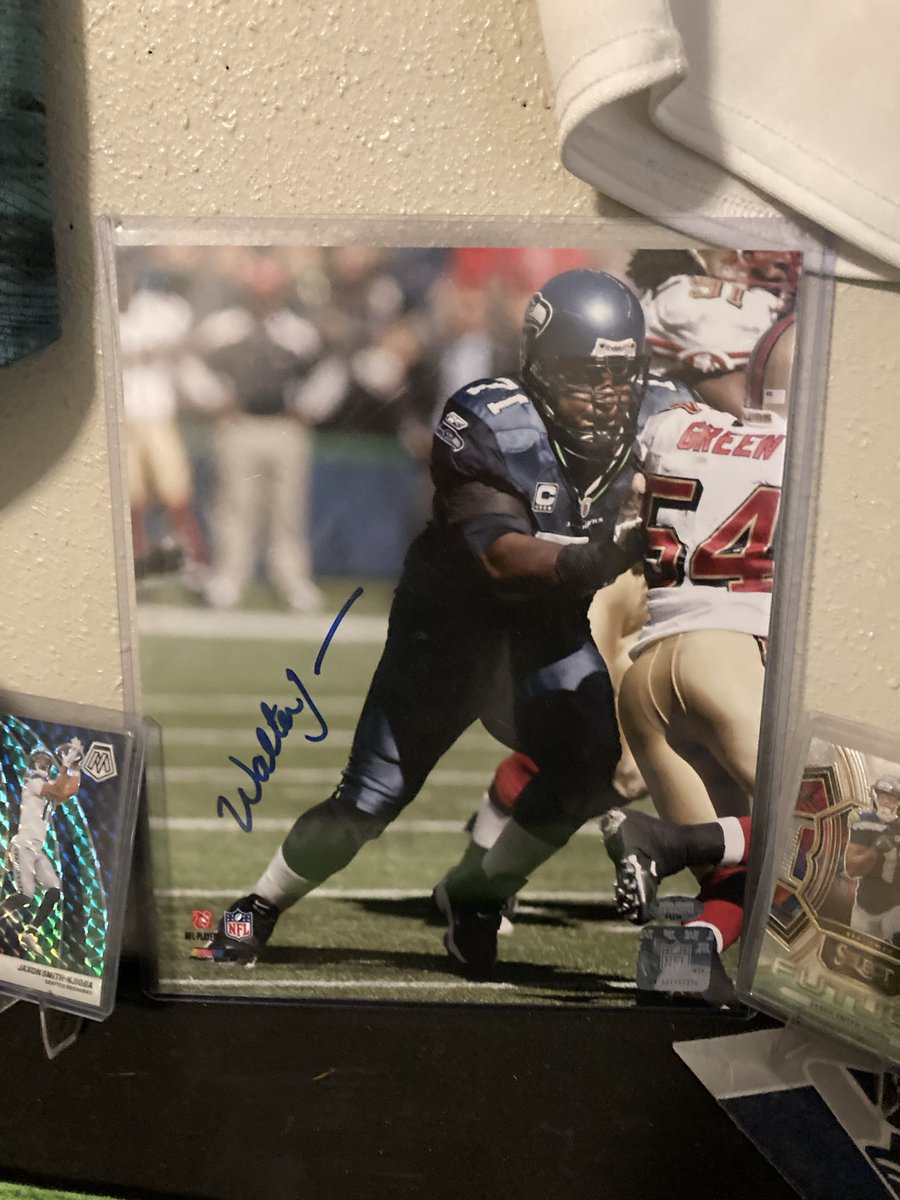 KitKat99208's tweet photo. @BigWalt71 Haaaaaaaaawks!!! https://t.co/29vsSmQmxp