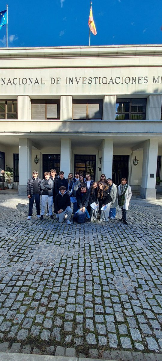 Colegio Decroly tweet media