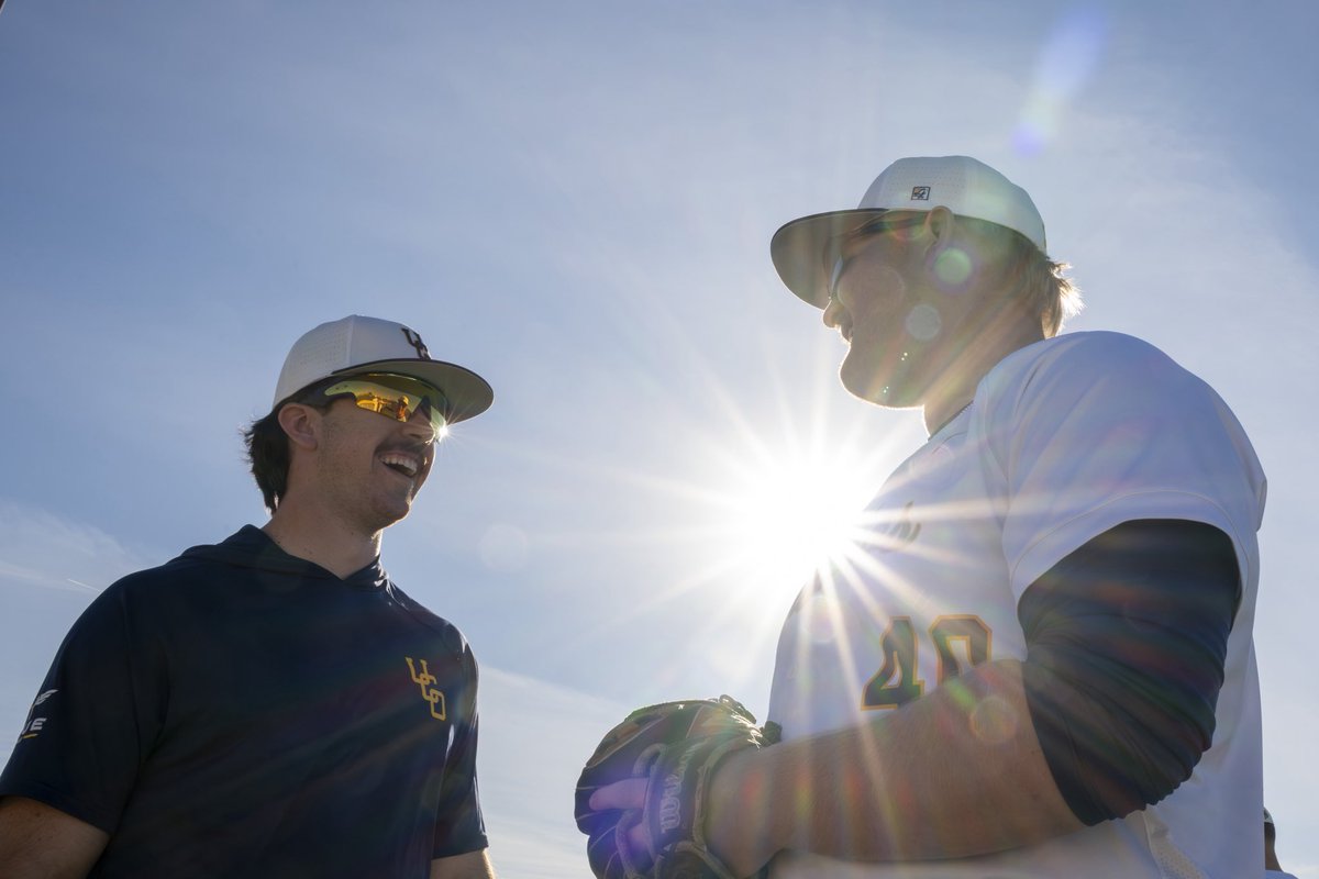 UCO Bronchos tweet media