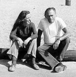 می‌گویند زیاد فحش می‌دهی؛ یعنی چه؟ برای کسانی که زندگی‌ام را به گوه کشیده‌اند شعر بگویم؟ 

چارلز بوکوفسکی