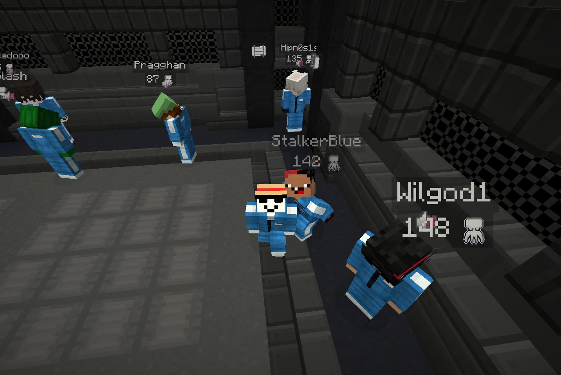 willyh777's tweet photo. Hoy seguimos con el segundo dia de los Squid Veers 1.5, me re colgué de subir las fotos que saqué ayer asi q las subo antes de morirme en el segundo dia, estuvo bastante divertido, conocí muchas personas y pude conocer a stalkerdeidad que lo vengo siguiendo hace bastante tiempo😭 https://t.co/epA0pGz4MA