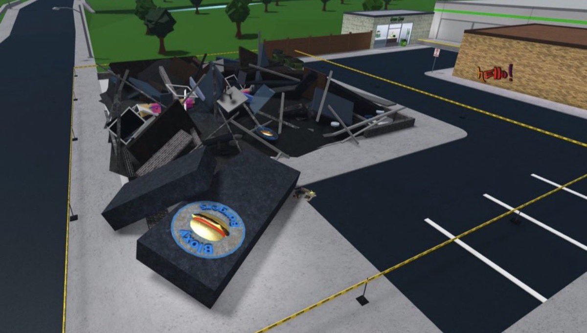 I hope that when Bloxburg revamps more buildings in the future, they do it the same way they did Bloxy Burger, with a live event