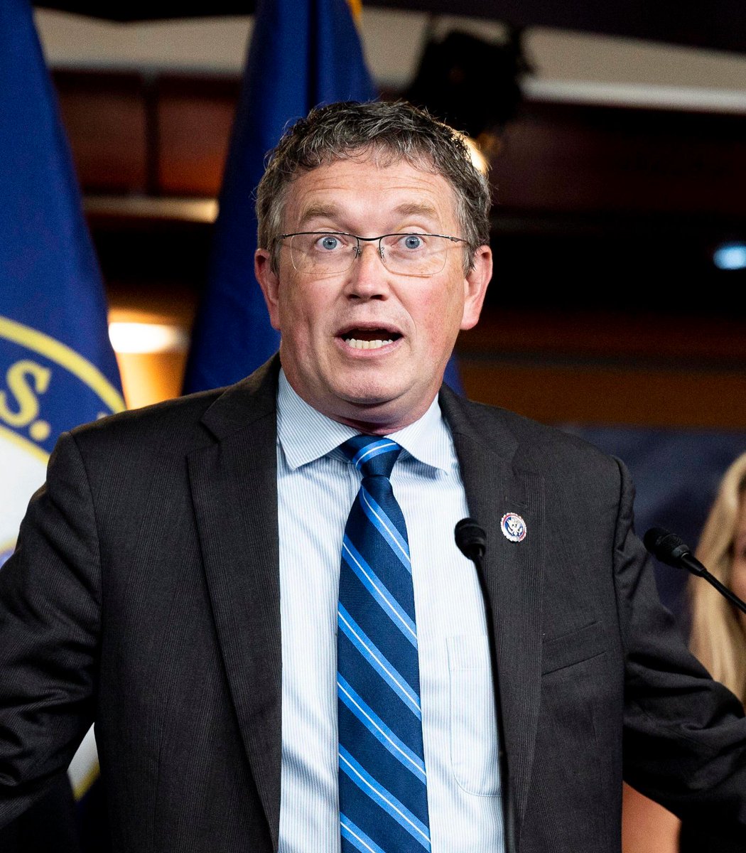 pubity's tweet image. U.S. Rep. Thomas Massie has threatened to reveal Epstein's unredacted client list to the public if the DOJ refuses to release the list themselves.