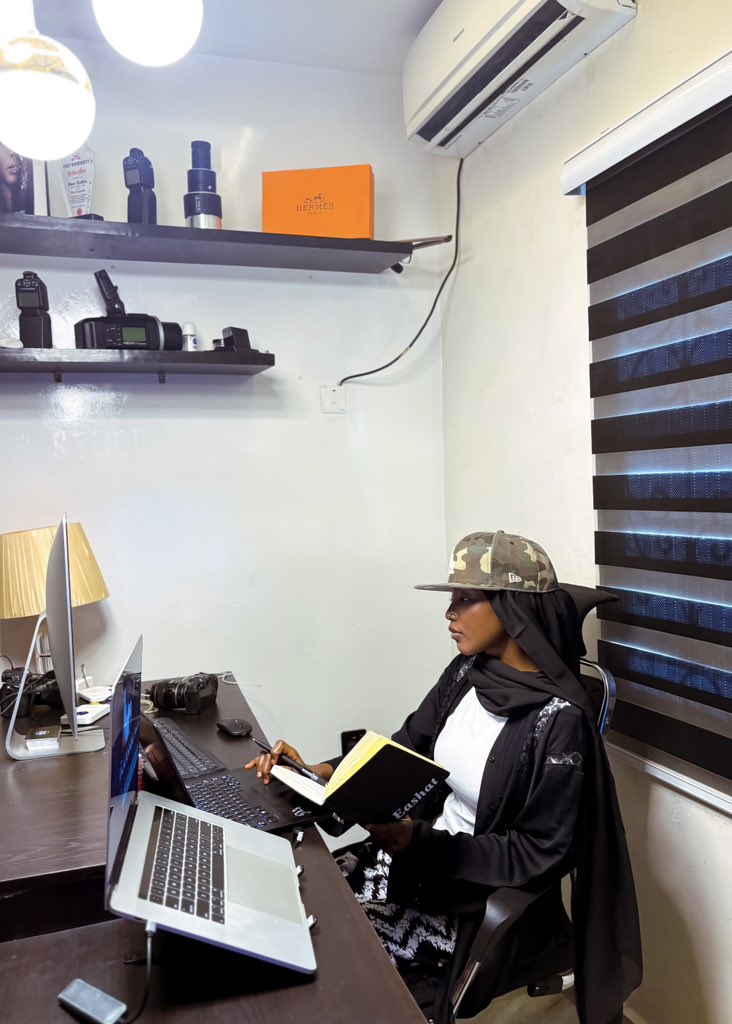 Edit_by_Eeshat tweet media