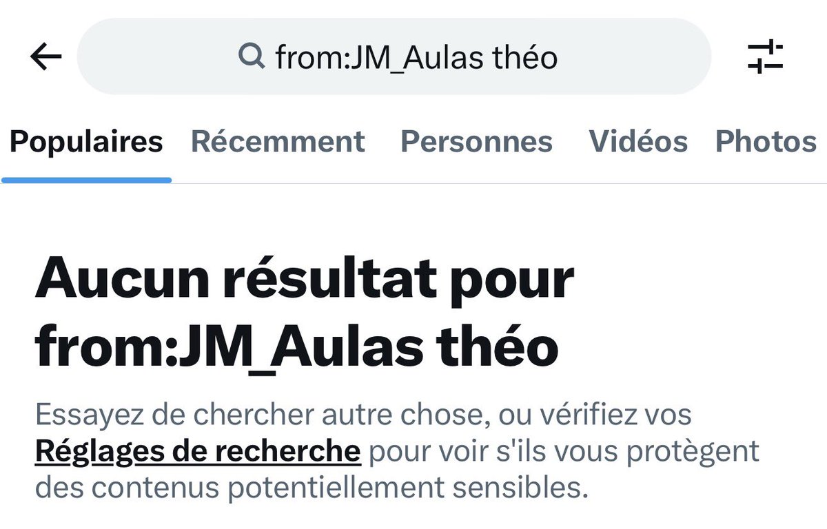 🔴Le silence de <a href="/JM_Aulas/">Jean-Michel AULAS</a> sur le calvaire de Théo est assourdissant.
Je l’invite à se désolidariser rapidement des propos insupportables de son soutien Emmanuel Macron pour qui l’agression barbare de ce jeune lyonnais est un simple « fait divers » ! 
Stop au dénis et au mépris !